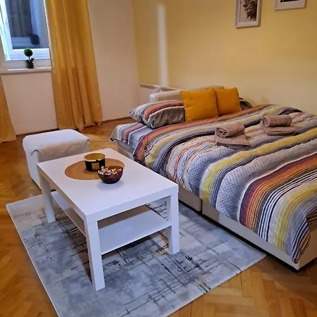Stan Na Dan Apartment Vrsac